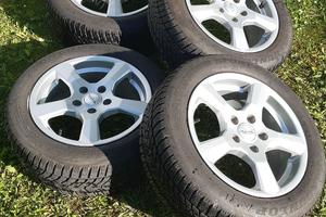 cerchi in lega 16" con pneumatici invernali