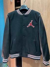 Bomber Jordan colore nero