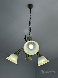 Lampadario classico 3 luci in vetro satinato