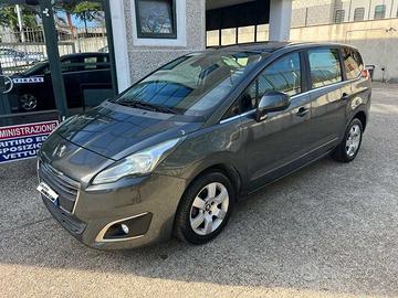 Peugeot 5008 1.6 HDi 115CV Active