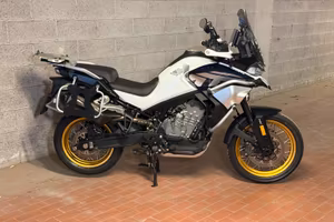 CFMOTO 800 MT EXPLORE Km 8.500 07.2023 LEGGI⬇️