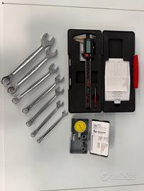 Set Chiavi, comparatore e Calibro Digitale