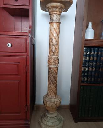 Colonna di marmo