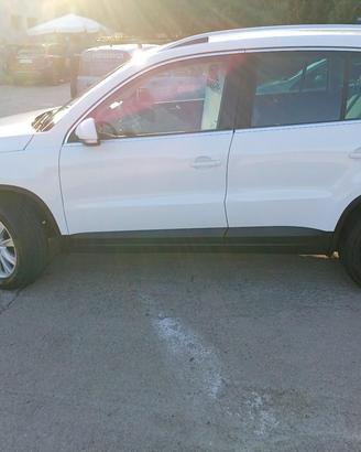  Volkswagen  tiguan con gancio traino 