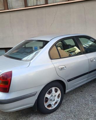 Autovettura Hyundai Elantra 3a Serie