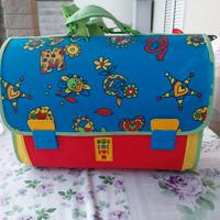 Cartella/zainetto semirigido marca Moschino