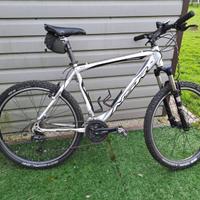 Bicicletta mtb mountain bike 26"