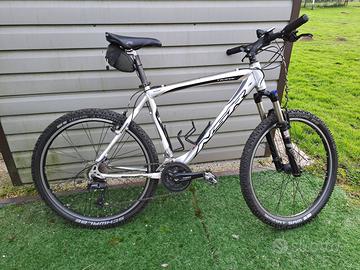 Bicicletta mtb mountain bike 26"