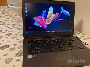 ASUS UX305UA, CPU i7 - 13" QHD -  SSD 500gb