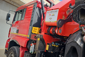 Camion gru palfinger