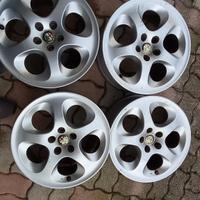 cerchi da 16 per Alfa 147