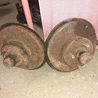 Alfa Montreal dischi freno con mozzi dx + sx.