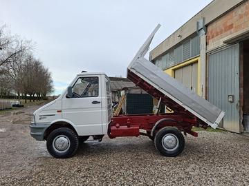 IVECO Daily 3510 Ribaltabile Trilaterale 4X4