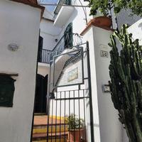 5 LOCALI A VIETRI SUL MARE