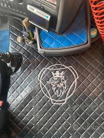 Coprigobba più copri portaoggetti scania G440 2013