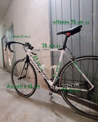 Focus Izalco Pro Full Carbon - SRAM Force - 54