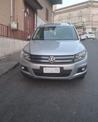 Volkswagen Tiguan 2.0 TDI 110 CV Business Trend & 