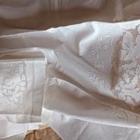 set asciugamani in lino