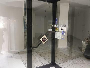 Locale commerciale 100 mq