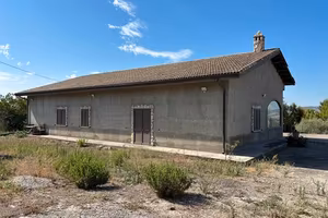 Rif.3650RV86323- villa caltanissetta