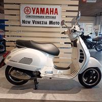 Piaggio Vespa 300 GTS - 2017