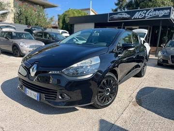 Renault Clio 1.2 75CV Neopatentati