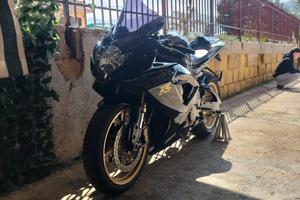 GSX R 600