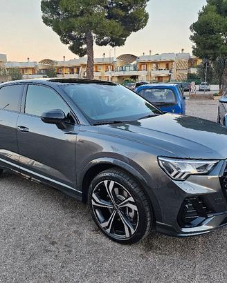 Audi Q3 sportback s-line 40 tdi  200 cv