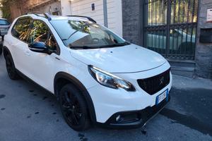 Peugeot 2008 Turbo 130 GT Line 2016