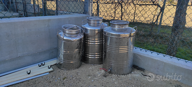 Contenitori in acciaio inox