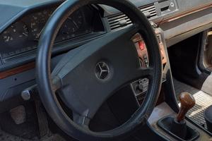 auto mercedes 250d 