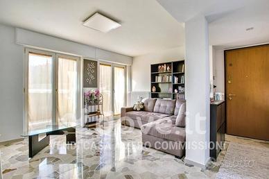 Appartamento di 82 m² con 3 locali e box auto a In