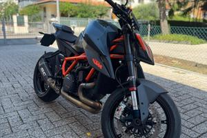 Ktm 1290 super duke R