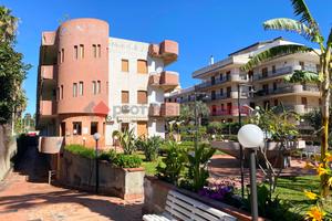 Appartamento Giardini-Naxos [LAM-J8-10-AVVRG]