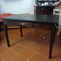 tavolo in legno 