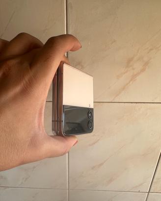 Samsung z flip 4 rosa chiaro