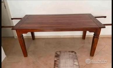 Tavolo stile rustico