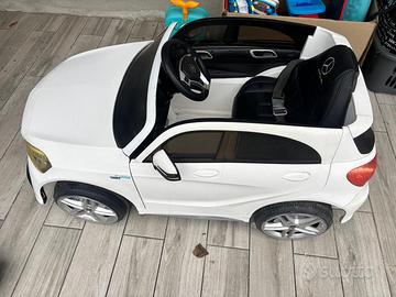 Macchinina elettrica Mercedes per bambini
