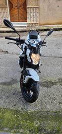 Moto benelli bn 125