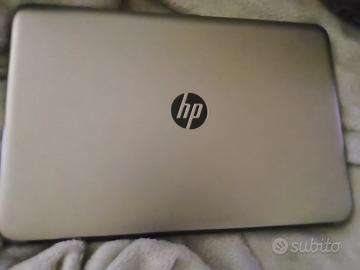 pc portatile hp con carica batteria
