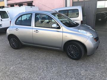 Nissan micra-2005/1.2 benzina-1900 euro