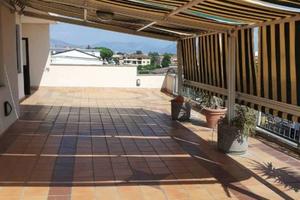 Attico / Mansarda di 120 m² con 4 locali e posto a