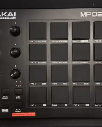 Akai Mpd 218 midi controller