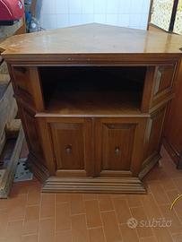 Mobiletto antico in legno angolare
