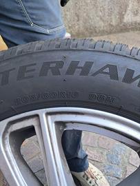 set 4 gomme invernali con cerchi in lega