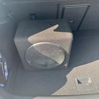 Subwoofer e aplificatore