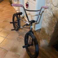 Bmx assemblata