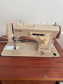 Macchina per cucire con mobiletto