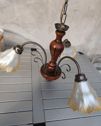 Lampadario legno e vetro ambra