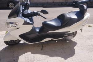 Suzuki Burgman 400